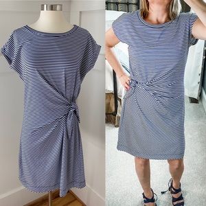 Vineyard Vines Striped Navy Dress - Medium